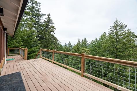 1136 Island Drive Lummi Island WA 98262