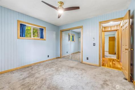 1136 Island Drive Lummi Island WA 98262