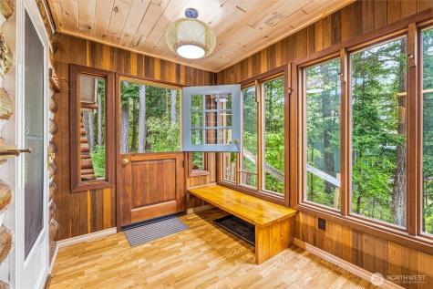 1136 Island Drive Lummi Island WA 98262