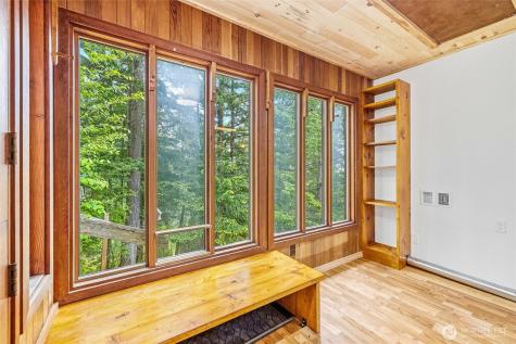 1136 Island Drive Lummi Island WA 98262