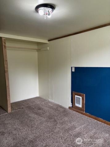 2399 SE Sedgwick Road Port Orchard WA 98367