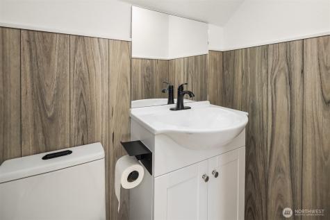 6301 223rd Place SW Mountlake Terrace WA 98043