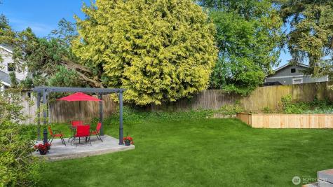 6301 223rd Place SW Mountlake Terrace WA 98043