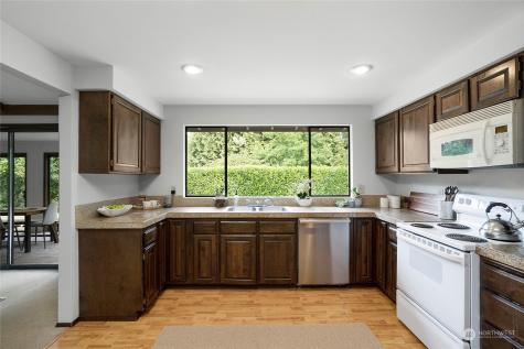 8371 Medway Lane NE Bainbridge Island WA 98110