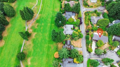 8371 Medway Lane NE Bainbridge Island WA 98110