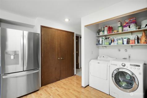 8371 Medway Lane NE Bainbridge Island WA 98110
