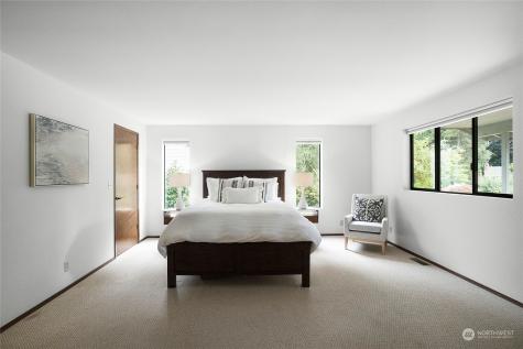 8371 Medway Lane NE Bainbridge Island WA 98110
