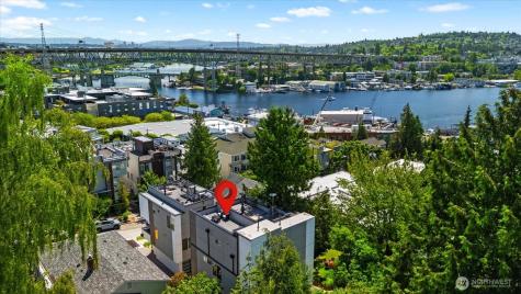 3953 1st Avenue NE Seattle WA 98105
