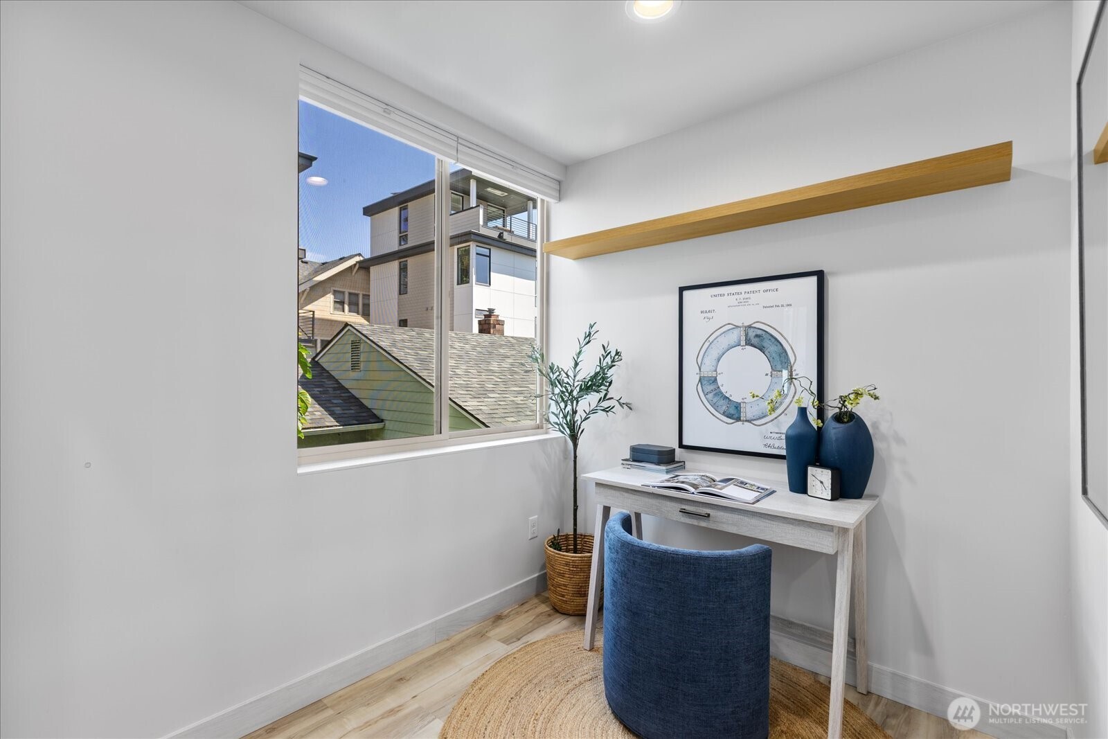 3953 1st Avenue NE Seattle WA 98105