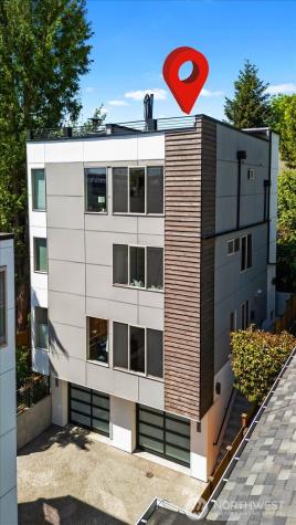 3953 1st Avenue NE Seattle WA 98105