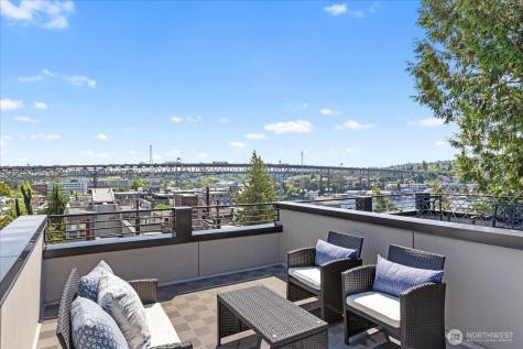 3953 1st Avenue NE Seattle WA 98105