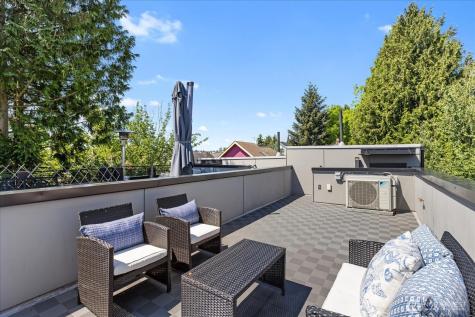 3953 1st Avenue NE Seattle WA 98105