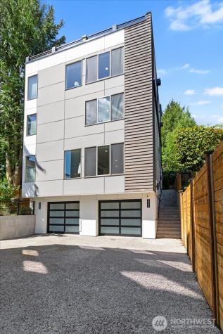 3953 1st Avenue NE Seattle WA 98105
