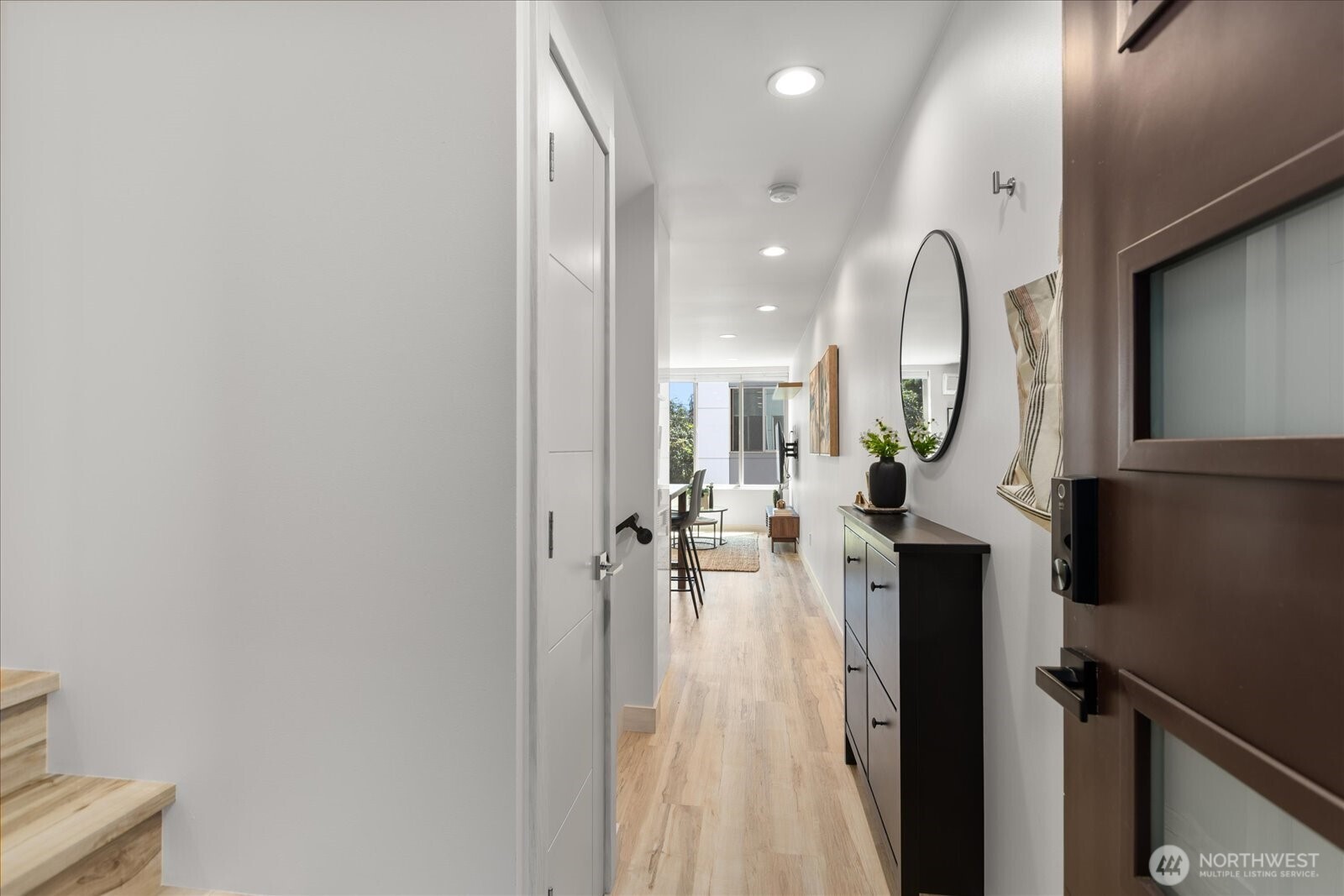 3953 1st Avenue NE Seattle WA 98105