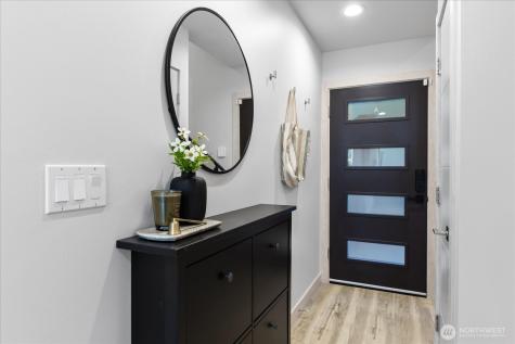 3953 1st Avenue NE Seattle WA 98105