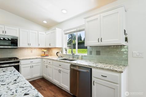 2506 256th Street NW Stanwood WA 98292