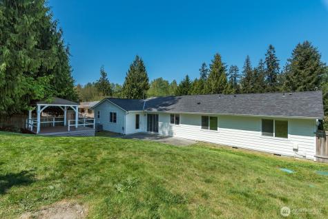2506 256th Street NW Stanwood WA 98292