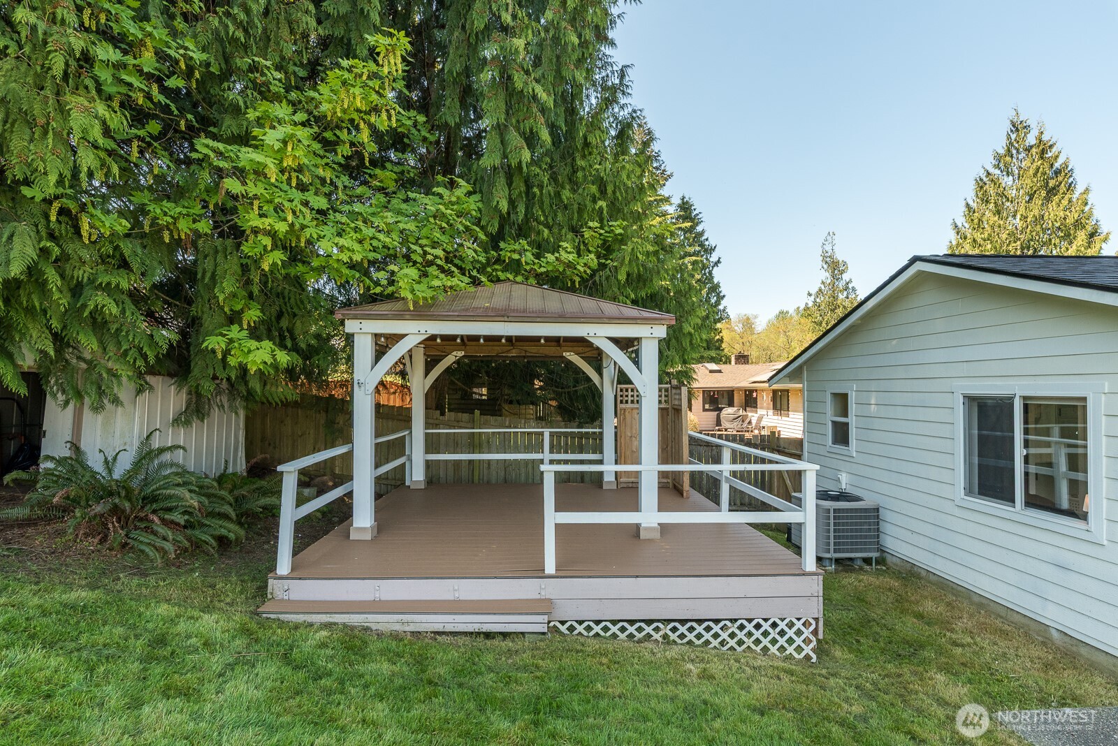 2506 256th Street NW Stanwood WA 98292