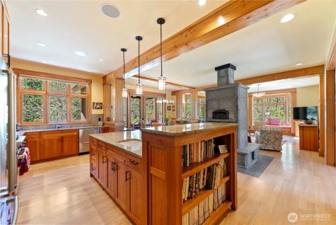 33 Freestone Lake Drive Mazama WA 98833