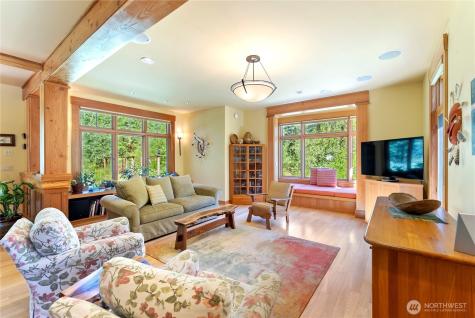 33 Freestone Lake Drive Mazama WA 98833