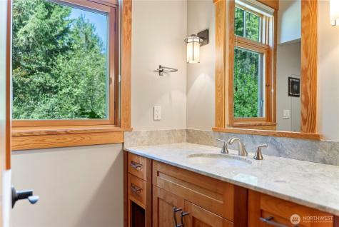 33 Freestone Lake Drive Mazama WA 98833