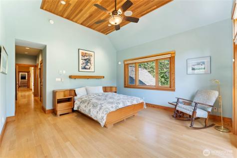 33 Freestone Lake Drive Mazama WA 98833