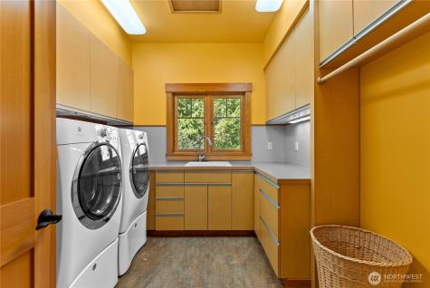 33 Freestone Lake Drive Mazama WA 98833