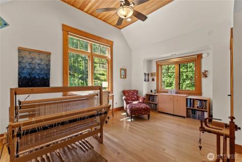 33 Freestone Lake Drive Mazama WA 98833