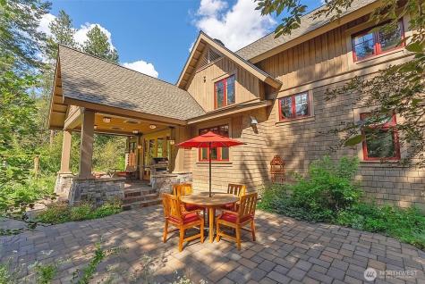 33 Freestone Lake Drive Mazama WA 98833