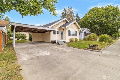 310 Second Street Sumas WA 98295
