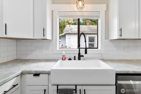310 Second Street Sumas WA 98295
