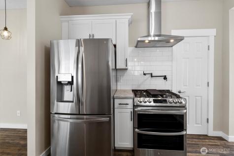 310 Second Street Sumas WA 98295