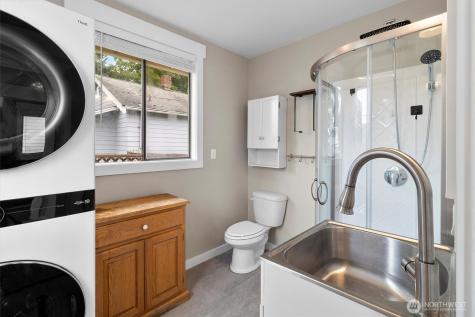 310 Second Street Sumas WA 98295