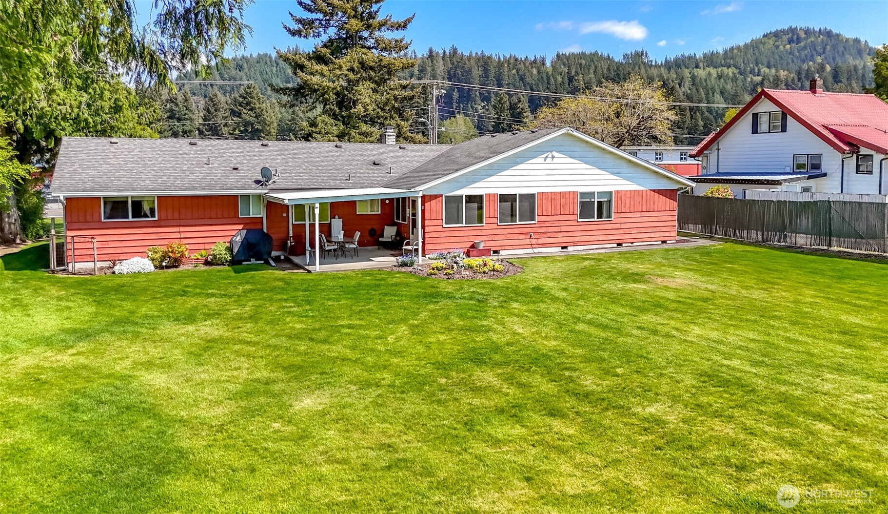 45223 284th Avenue SE Enumclaw WA 98022