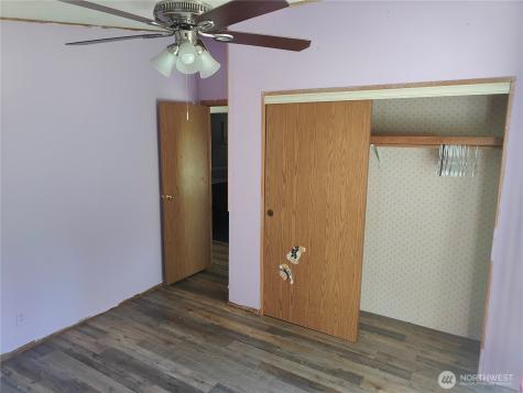 440 W Haven Drive Elma WA 98541