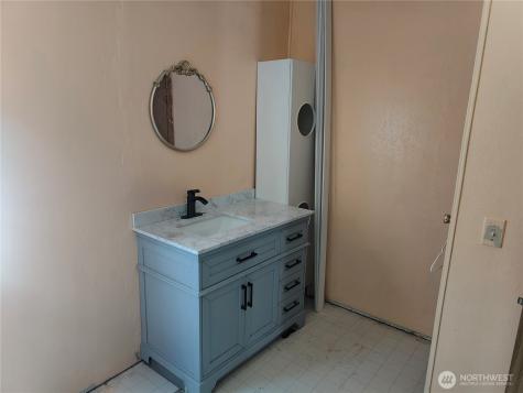 440 W Haven Drive Elma WA 98541