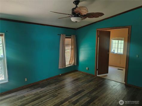 440 W Haven Drive Elma WA 98541