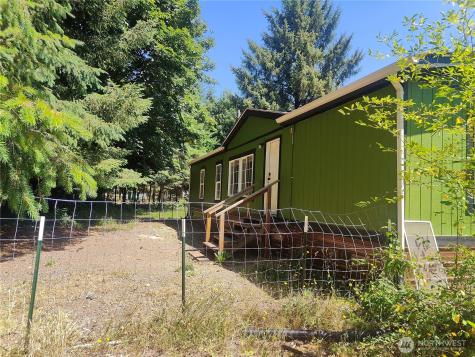 440 W Haven Drive Elma WA 98541
