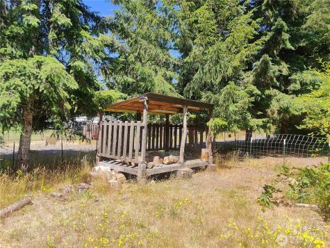440 W Haven Drive Elma WA 98541