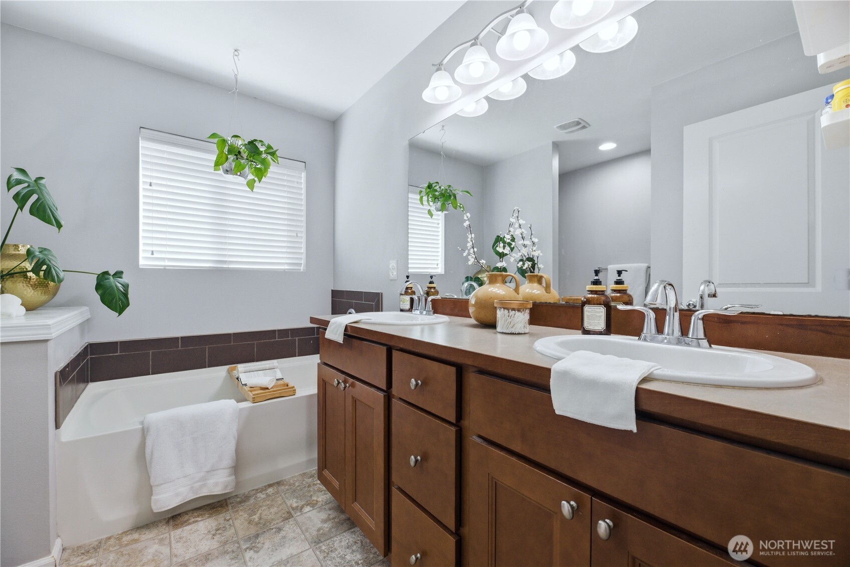3077 Vista Verde Lane SW Tumwater WA 98512