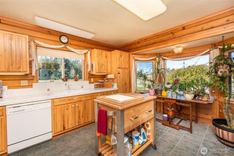 1688 Finn Hall Road Port Angeles WA 98362