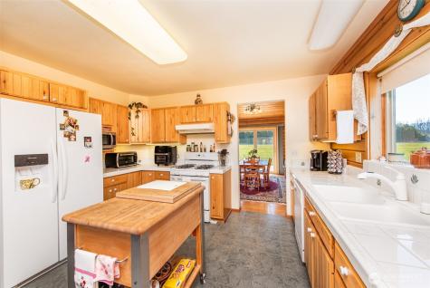 1688 Finn Hall Road Port Angeles WA 98362