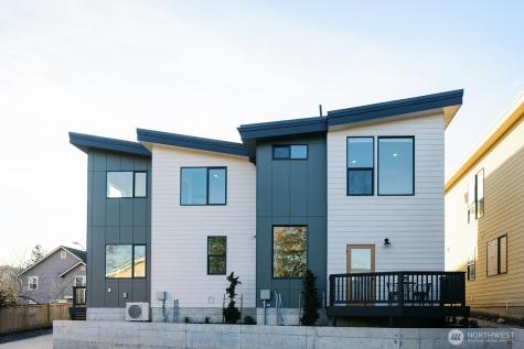 4108 30th Avenue S Seattle WA 98108