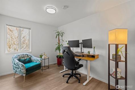 1721 Mcdougall Avenue Everett WA 98201