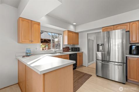 1721 Mcdougall Avenue Everett WA 98201
