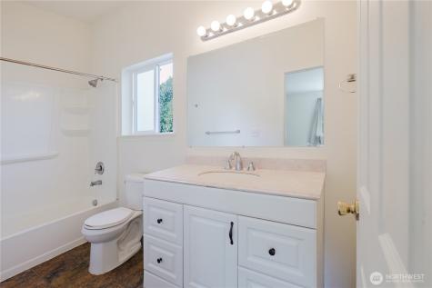 4540 NW Inverness Court Bremerton WA 98312
