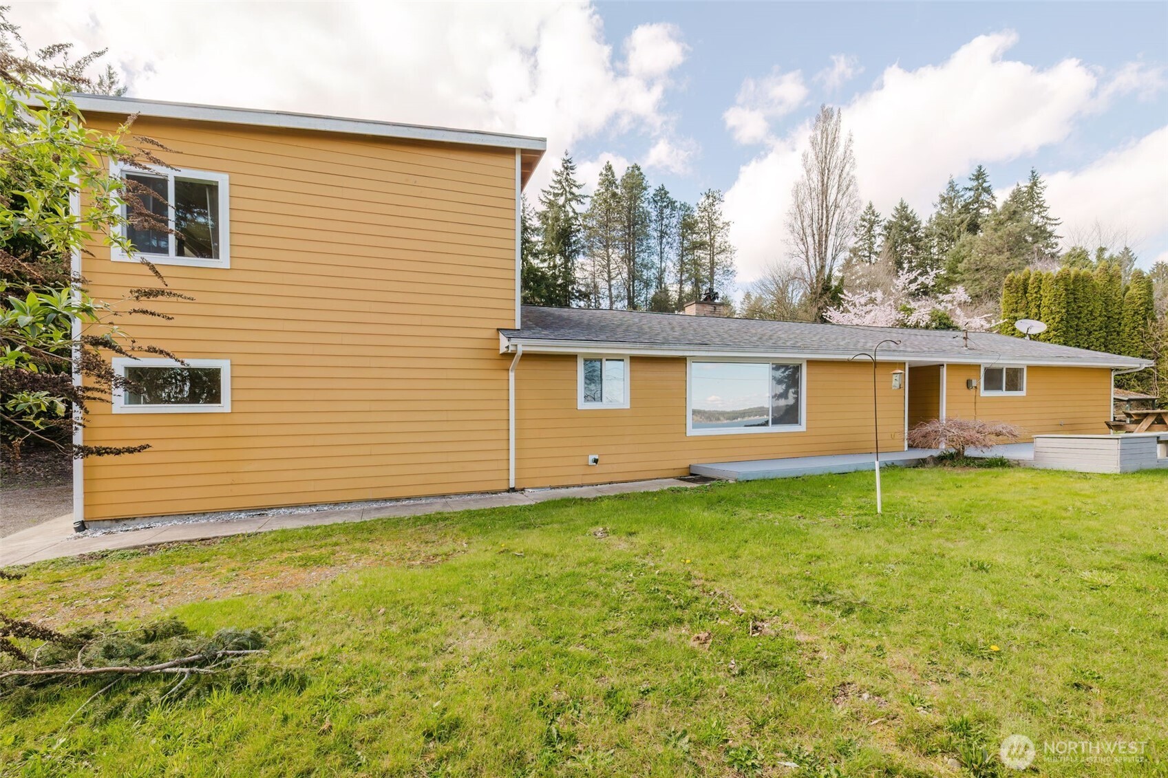 4540 NW Inverness Court Bremerton WA 98312
