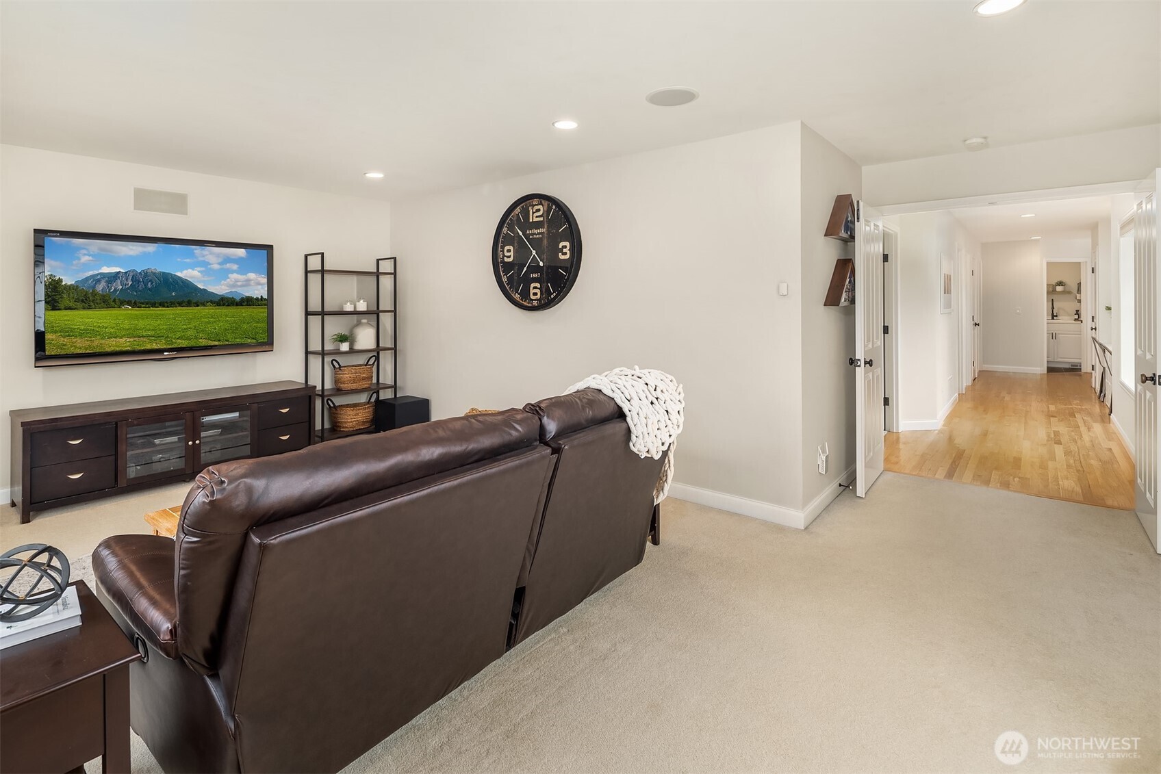 35814 SE Crestview Loop Snoqualmie WA 98065