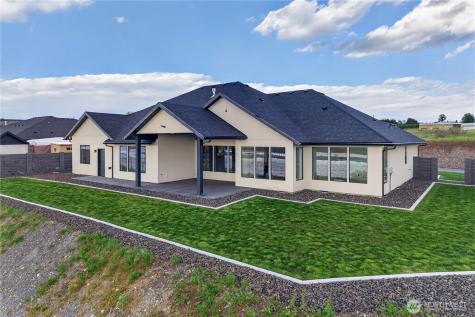 57 Columbia Bluff Lane Pasco WA 99301