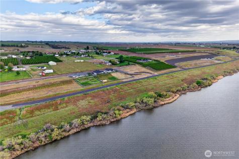 57 Columbia Bluff Lane Pasco WA 99301
